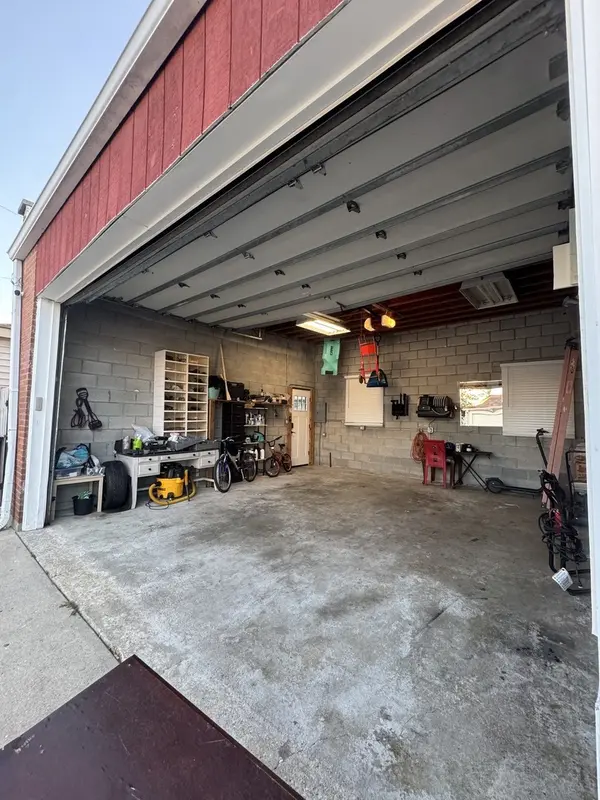 4507 N New England AVE, Harwood Heights, IL 60706