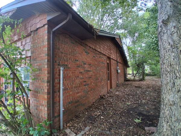 1409 E Nancy ST, Ada, OK 74820