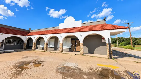 1116 SE 6th St, Topeka, KS 66607