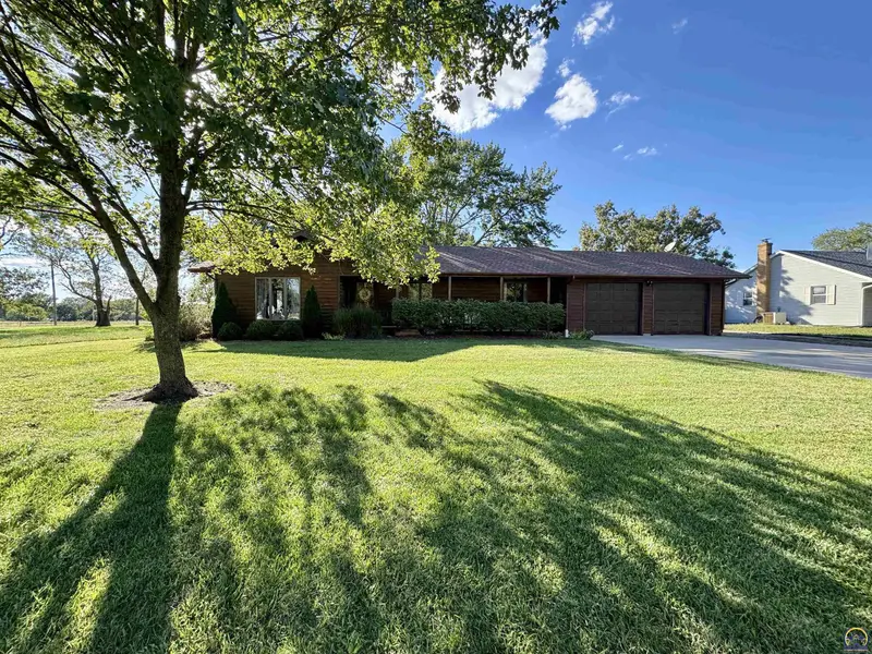 305 Kansas, Olpe, KS 66865