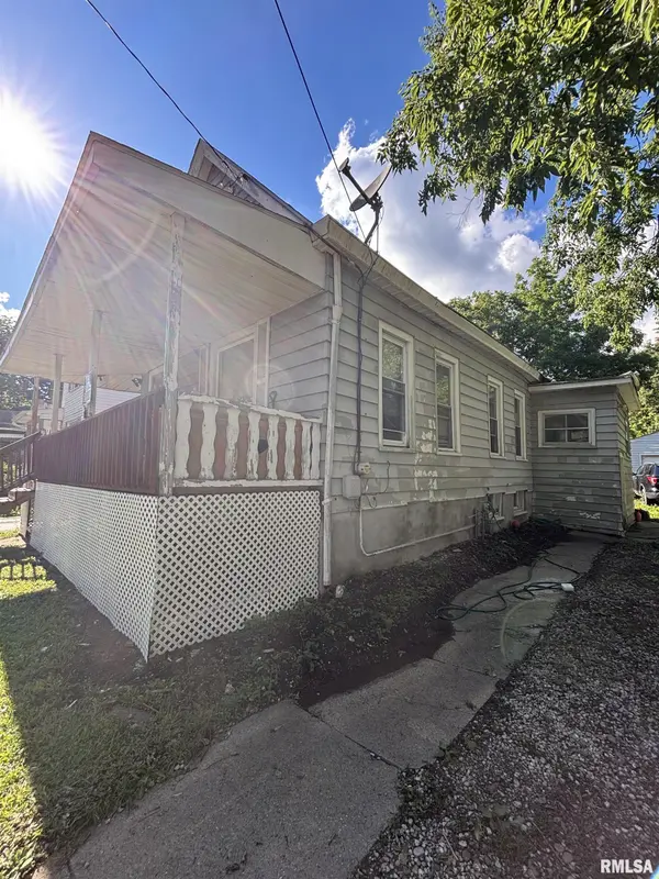 413 E MAYWOOD AVE, Peoria, IL 61603