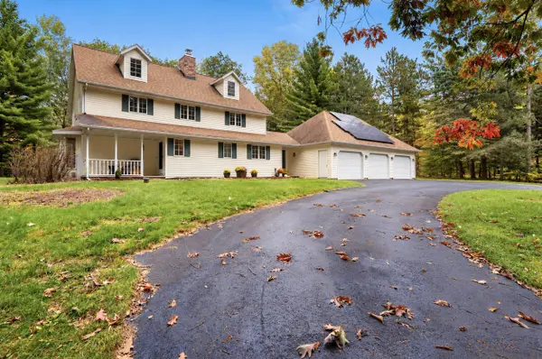 4527 CREEK VALLEY LN, Oneida, WI 54155