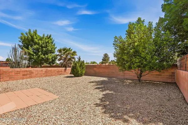 2150 Tor LN, Las Cruces, NM 88005
