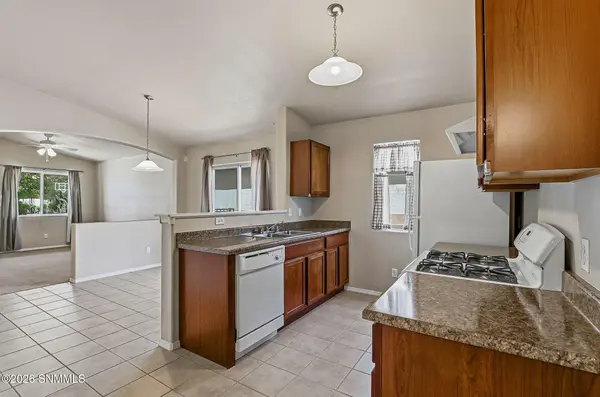 2150 Tor LN, Las Cruces, NM 88005