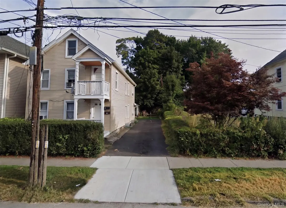 51 Thompson ST, Poughkeepsie, NY 12601