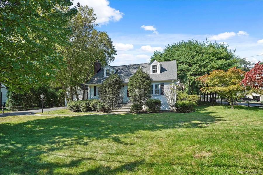 29 Coralyn AVE, White Plains, NY 10605