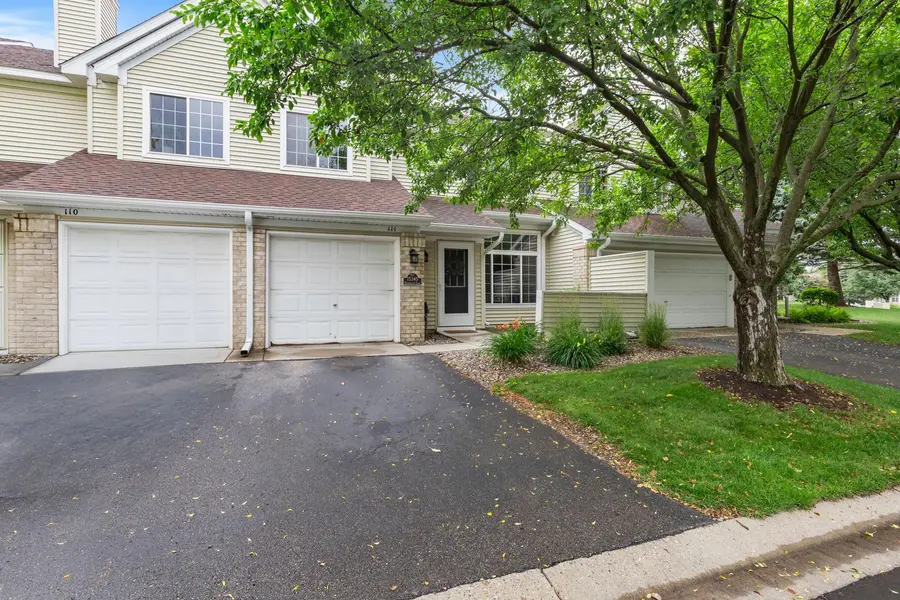 15345 Greenhaven LN #111, Burnsville, MN 55306