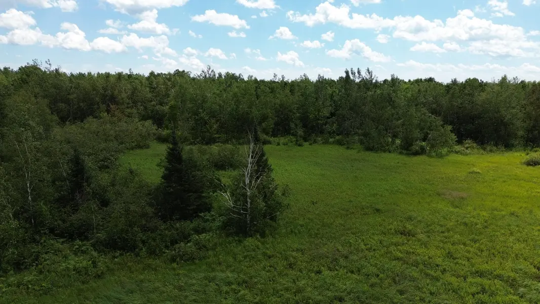 W11199 Edgewood Rd W, Bruce, WI 54848