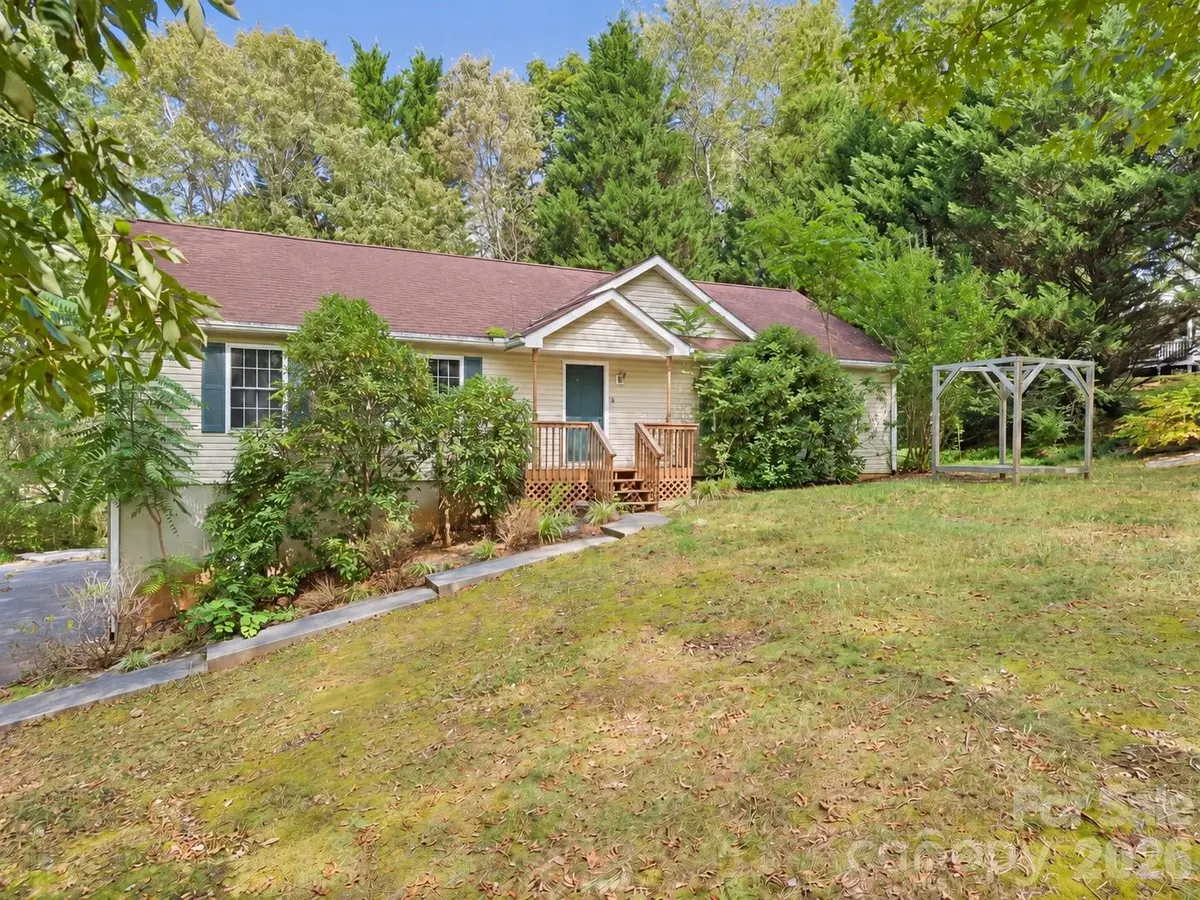 23 Rolling Hills DR, Asheville, NC 28806