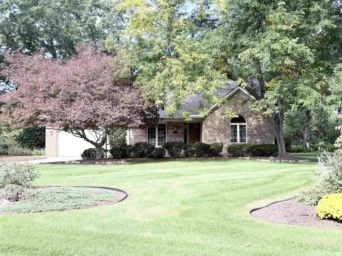 57360 Peachstone DR, South Bend, IN 46619