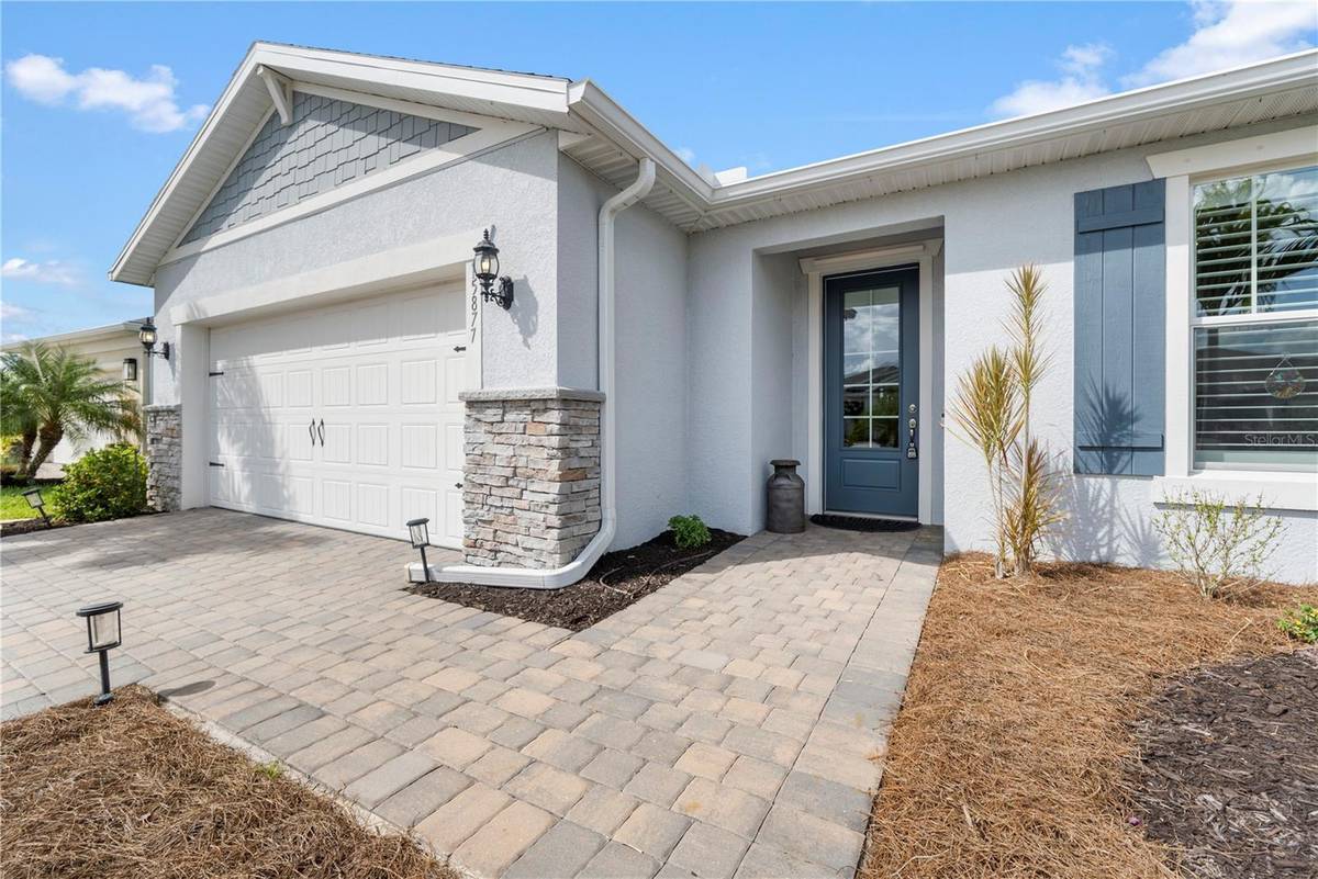 15877 SHORELINE DR, Punta Gorda, FL 33982