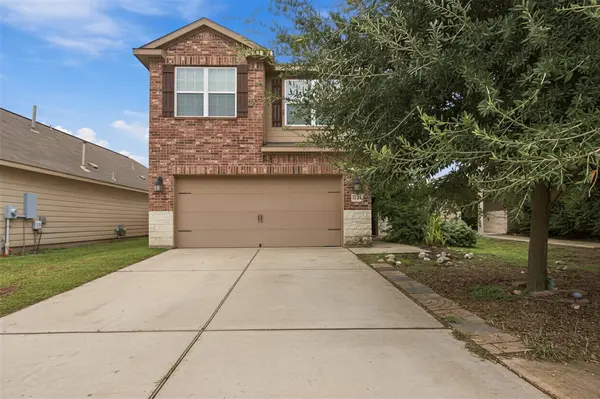 1524 Treeta TRL, Kyle, TX 78640