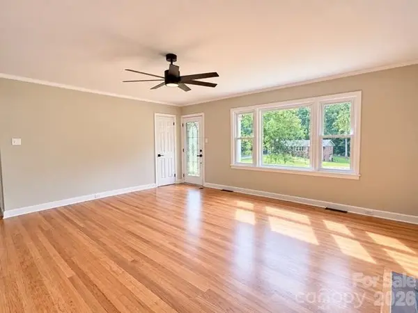 190 Forsaken DR, China Grove, NC 28023