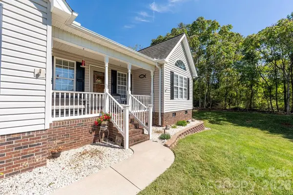 294 Gilbert RD, Statesville, NC 28677