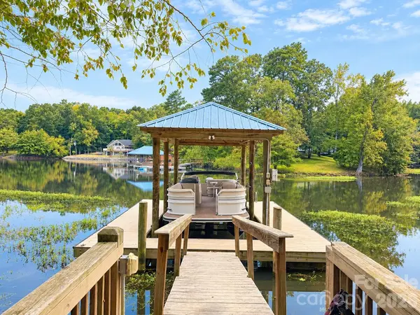 12039 Spinnaker DR, Tega Cay, SC 29708
