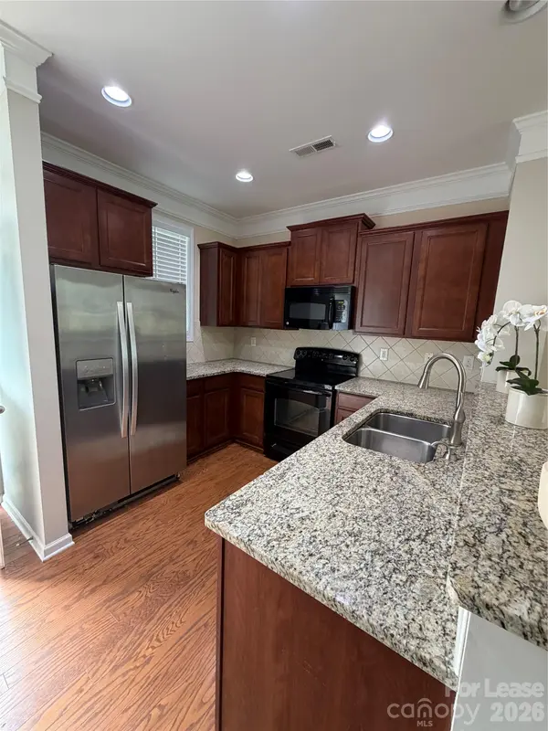10968 Cedar Walk LN, Charlotte, NC 28277