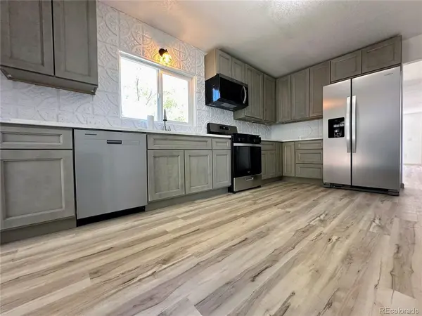 1121 San Juan, Alamosa, CO 81101