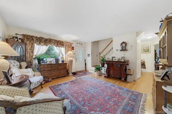 43 James RD, Monroe, NY 10950