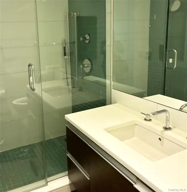 44-15 Purves ST #5A, Long Island City, NY 11101