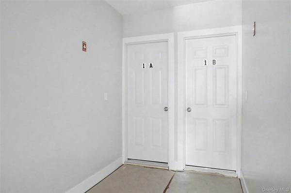 214 Winnikee AVE #A1, Poughkeepsie, NY 12601