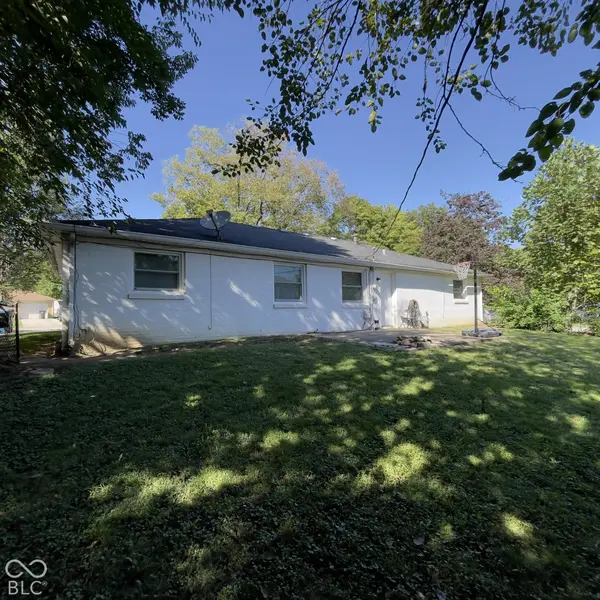 1961 Schwier DR, Indianapolis, IN 46229