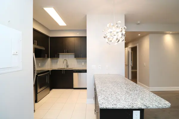 481 Rupert AVE #123, Whitchurch-stouffville, ON L4A 1Y7