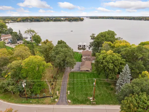 1620 Shadywood RD, Wayzata, MN 55391