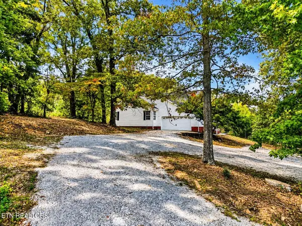 8504 Rosada Drive, Ooltewah, TN 37363
