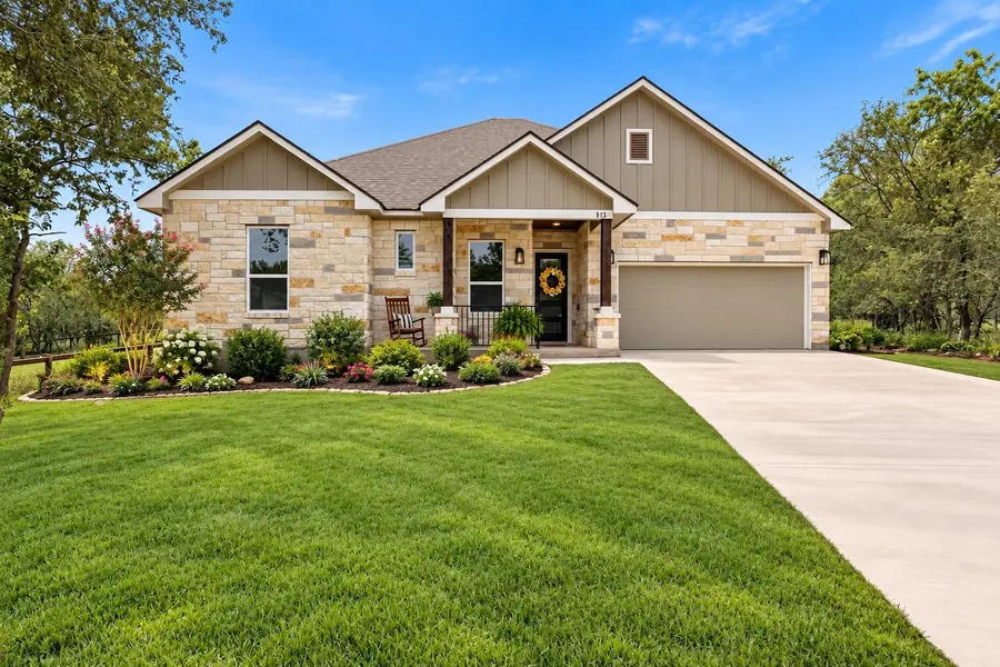 337 Nene LN, Bastrop, TX 78602