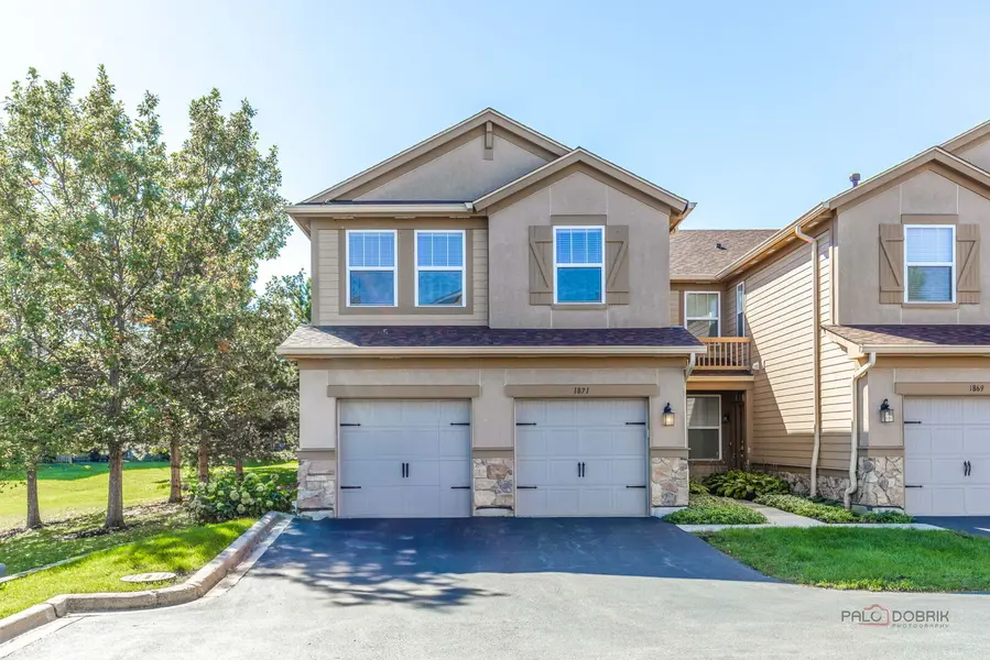 1871 Crenshaw CIR, Vernon Hills, IL 60061