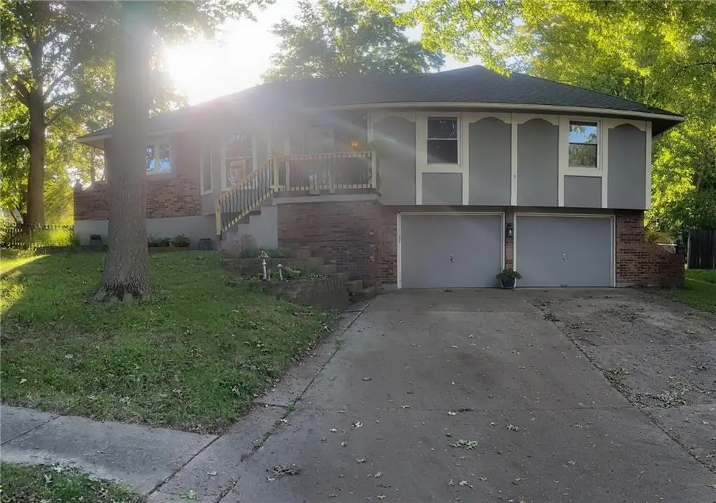 1200 Downing ST, Liberty, MO 64068