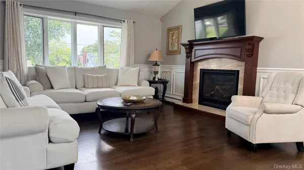 38 Second AVE, Massapequa Park, NY 11762