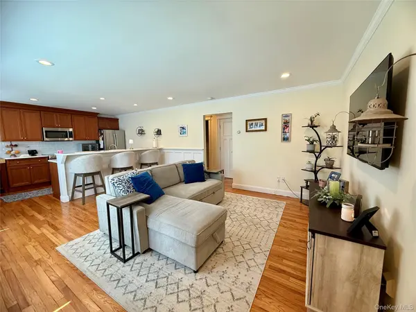 250 Beechwood AVE #9A, Poughkeepsie, NY 12601