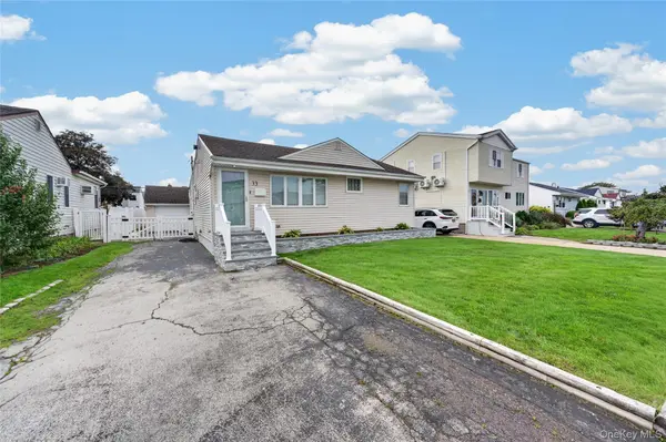 33 Hubbard AVE, Freeport, NY 11520
