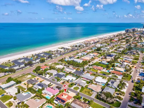 108 24TH ST, Belleair Beach, FL 33786