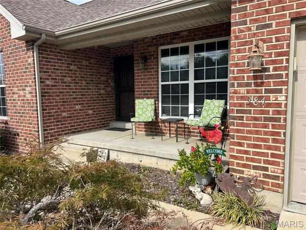 384 Arvel LN, Washington, MO 63090