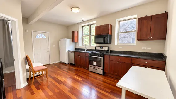 5142 S Ingleside AVE #2C, Chicago, IL 60615