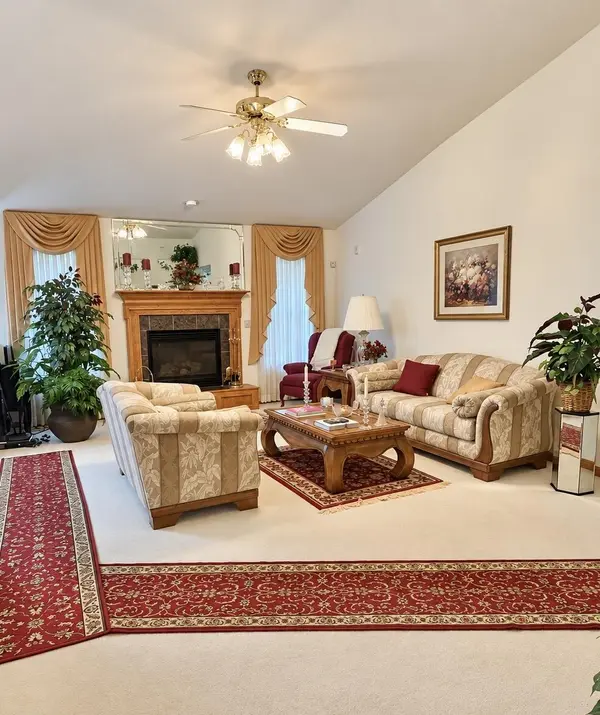 1470 W 84th Avenue, Merrillville, IN 46410