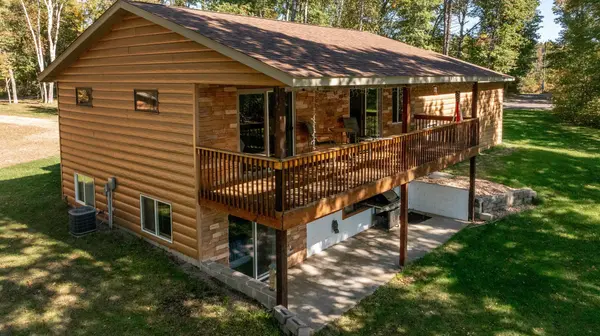 29289 Surfland RD, Merrifield, MN 56465