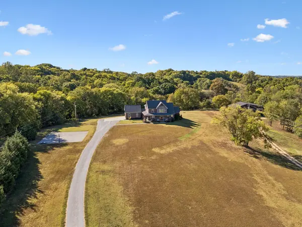 2030 Greasy Branch Rd, Culleoka, TN 38451