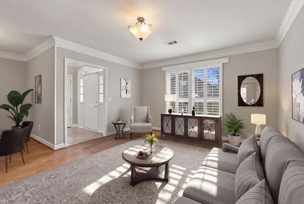 8515 Sawyer Brown Rd, Nashville, TN 37221