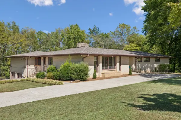 504 N Pawnee Dr, Springfield, TN 37172