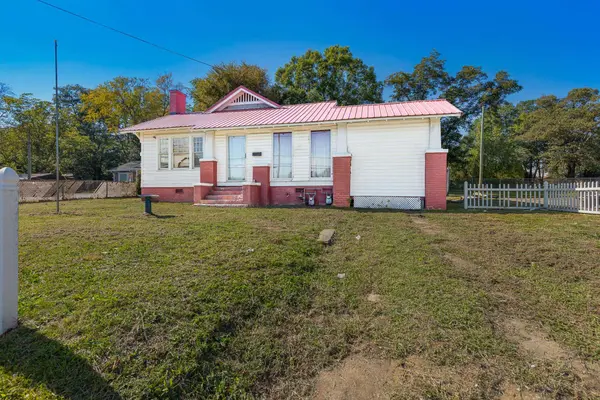 919 N Limestone ST, Gaffney, SC 29340-2502