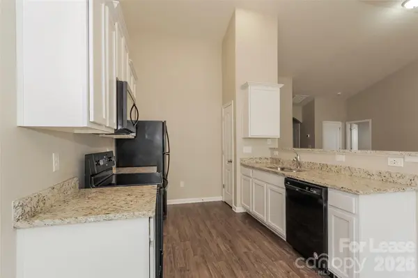960 Joselynn DR, Gastonia, NC 28054