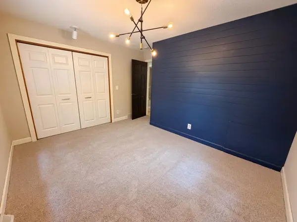 6710 Hopi RD, Chanhassen, MN 55317