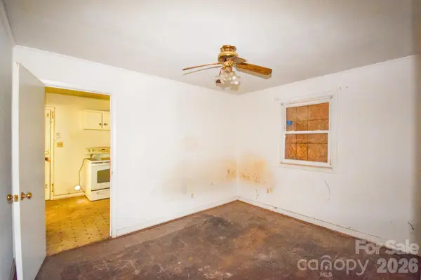 2715 Southwest BLVD, Charlotte, NC 28216