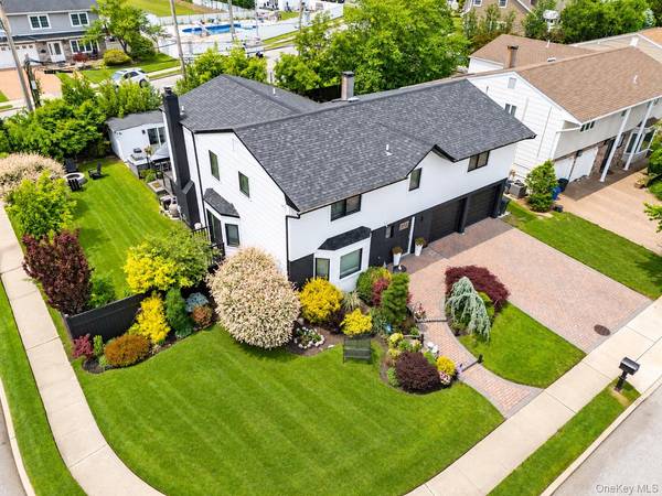 3604 Annette DR, Oceanside, NY 11572