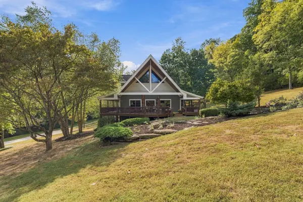 7834 Old Charlotte Pike, Nashville, TN 37209