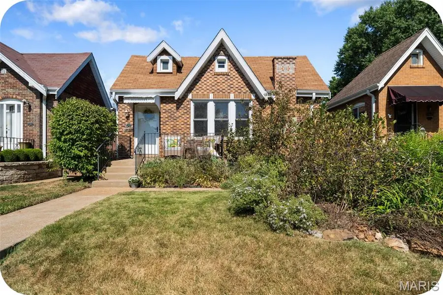 4063 Haven ST, St Louis, MO 63116