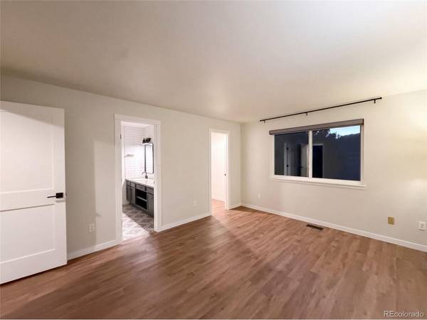 5549 S Youngfield, Littleton, CO 80127